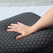 Load image into Gallery viewer, HexCurve Pillow